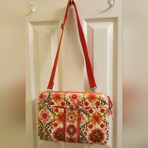 Vera Bradley Mini Laptop Hard Case Folkloric Style New With Tags - Picture 2 of 6